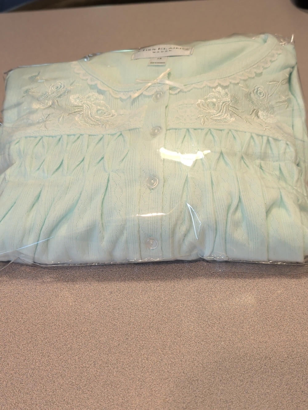 Miss Elaine Plus Size Mint Green Long Sleeve Nightgown 1X new with tags